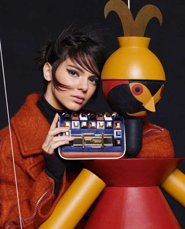 fendi-fall-2015-ad-campaign07-800x1444.jpg (61.88 Kb)