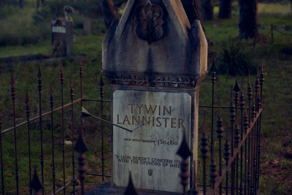 game-of-thrones-cemetery-10.jpg (38.99 Kb)