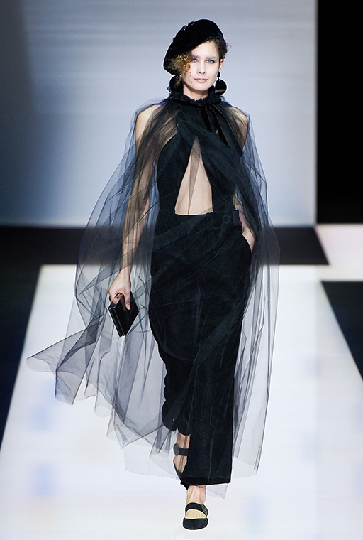 giorgio-armani-rf16-1628.jpg (206.92 Kb)