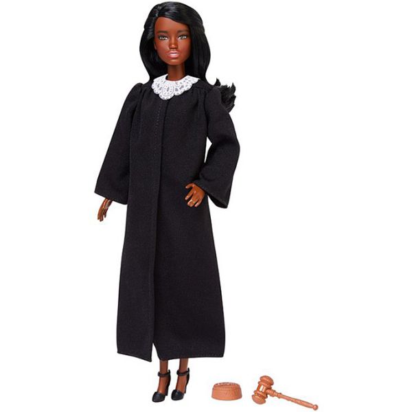 judge-barbie-career-of-the-year-06.jpg (21.32 Kb)