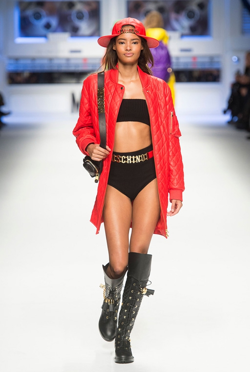 moschino-rf15-3229.jpg (168.64 Kb)