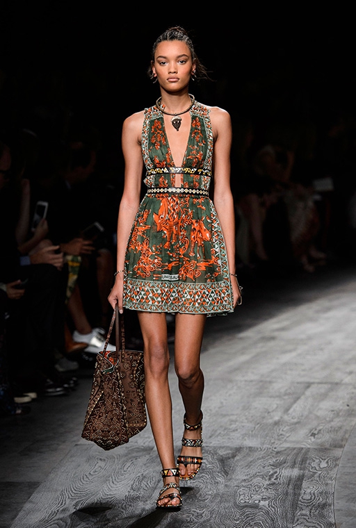 valentino-rs16-2224.jpg (230.12 Kb)