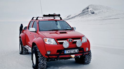 166to-hilux-arctic-challenge-arctic-truck-double-cab-image-25-7x422.jpg (23.7 Kb)