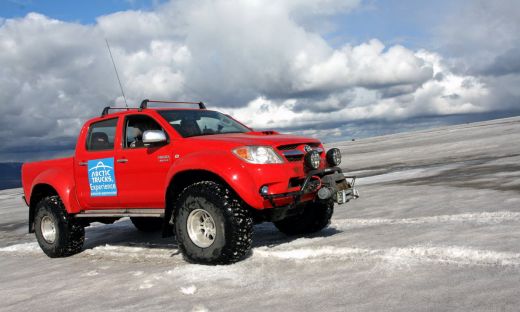 hilux-arctic-trucks-experience_04.jpg (29.55 Kb)