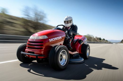 honda-mean-mower-001.jpg (25.66 Kb)