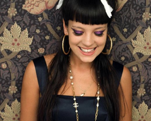 lily-allen-our-time-single-and-video-premiere1-1024x819.jpg (39.64 Kb)