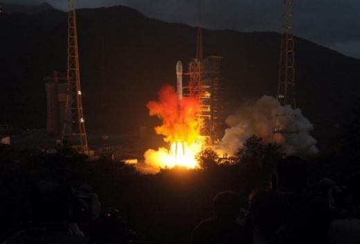 china-launches-first-moon-rover-650x440.jpg (14.45 Kb)