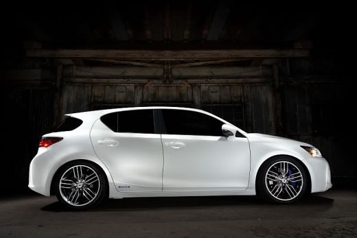 lexus-ct-200h-f-sport-33.jpg (22.46 Kb)